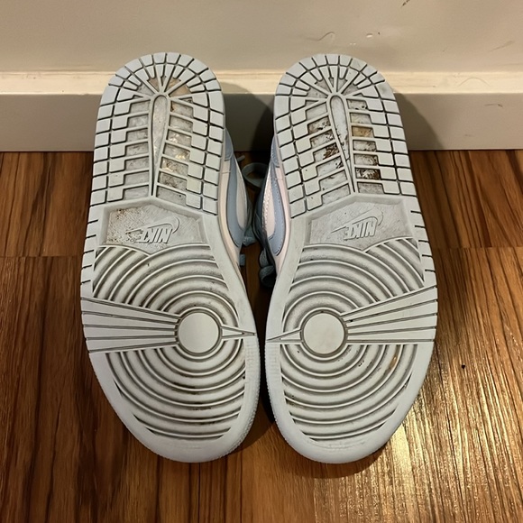 Nike Air Jordan Low, Ice Blue, Y3.5 - Picture 7 of 7